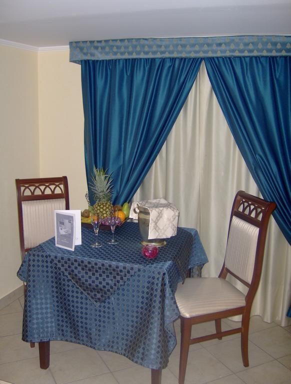 Cridda Hotel & Restaurant Gizzeria Ngoại thất bức ảnh