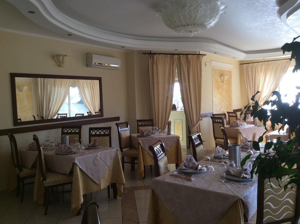 Cridda Hotel & Restaurant Gizzeria Ngoại thất bức ảnh